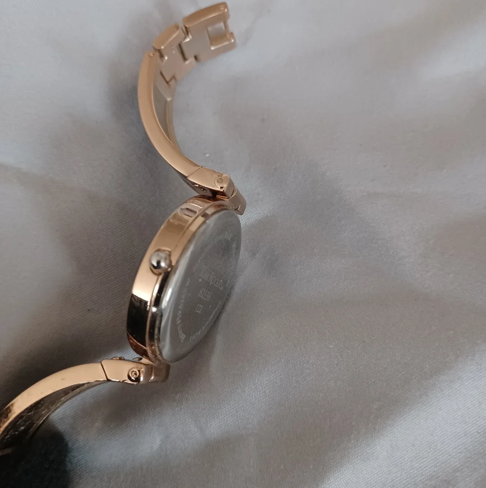 Kim Rogers black and gold bracelet watch timepiece love screw model 62136 - Picture 7 of 7